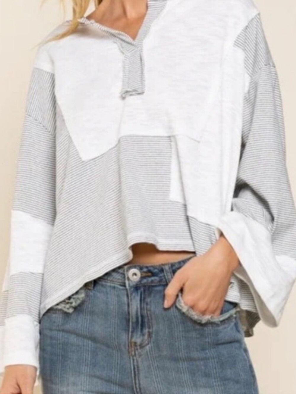 P.O.L Taking The Day Off Patch Striped Split V Neck Pullover Top White Black S - Picture 3 of 11